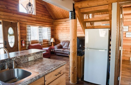 Hill City Cabina | Welcome to Bluebird Retreat!