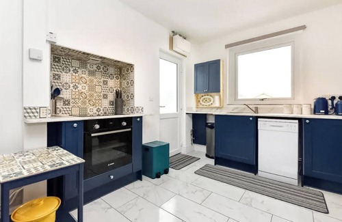 Reynoldston Cabaña | Welcome to BrynView in Reynoldston, Gower.