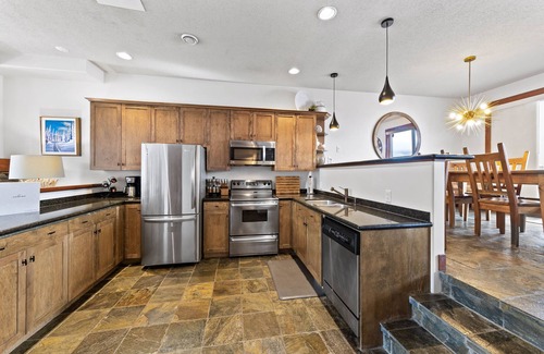 Sundance Estates Casa | Welcome to Chalet Marmotte