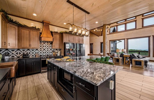 Gatlinburg - Pigeon Forge Cabina | Welcome to Dancing Fox! Luxury 7BR, Indoor Pool, Fire Pit, Wow Views!!!