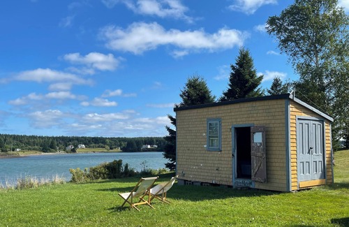 River Bourgeois Casa | “Welcome to Holland” our cozy cottage in Cape Breton.