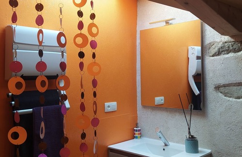 Rouffiac-d'Aude Apartamento | Welcome to the workshop, comfortable loft equipped for a pleasant stay.
