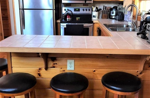 Piney Creek Cabina | Welcome to LAZY DEER CABIN!