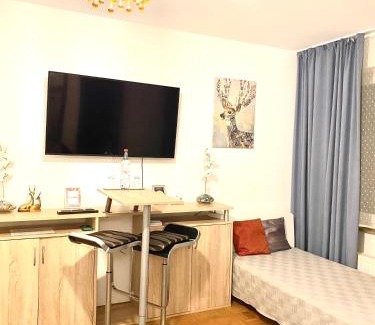 Region Hannover District Apartamento | Welcome to Messe! Two-bedroom SmartApartment &Balcony