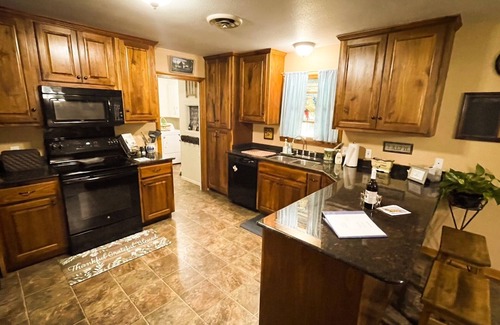 New Braunfels Casa | Welcome to New Braunfels located minutes outside of Gruene in the hill country!