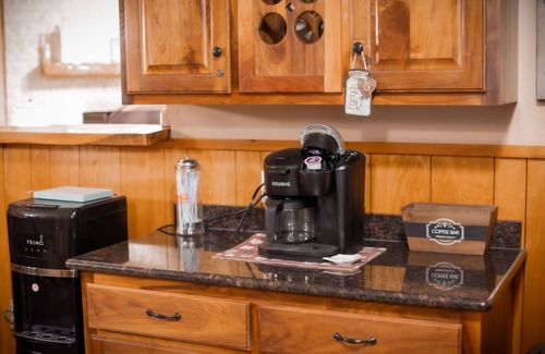 New Braunfels Casa | Welcome to New Braunfels located minutes outside of Gruene in the hill country!