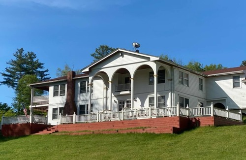 White Lake Casa | WELCOME TO NOBLE NEST!