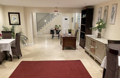 West Beach Villa | Welcome to our charming guesthouse in Cape Town!