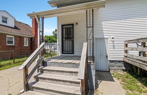 Detroit Casa | Welcome to our charming one bedroom home