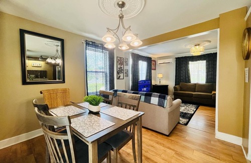 Bridgewater Apartamento | Welcome to our cozy/charming 2 Bedroom 1 Bath Apartment in Central Bridgewater