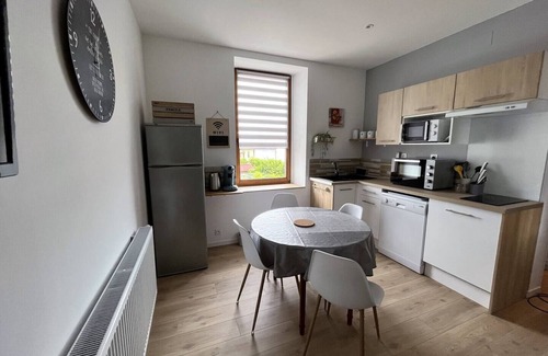 Soultz-Haut-Rhin Apartamento | Welcome to our cozy and modern 49m2 apartment, completely renovated and spotlessly clean