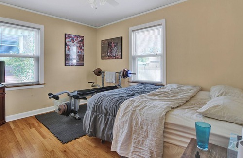 La Grange Park Casa | Welcome to our home!