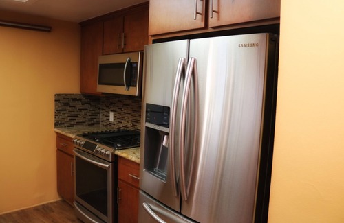 Downtown Los Angeles Casa | Welcome to our spacious and conveniently located home!