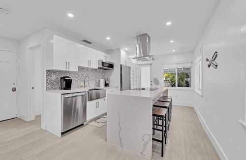 Riverside Park Casa | Welcome to Paradise! Secluded 4 bed, 3bath, pool.