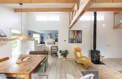 Ouddorp Casa | Welcome to Prinsenhof 62, a beautiful holiday home in the serene nature park Prinsenhof, where you will find the peace and relaxation you need.