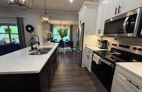 Batesville Casa | Welcome to Riverwood Retreat – Your Peaceful Hilltop Escape!