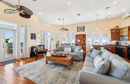 East End Casa | Welcome to Rock Lobster!