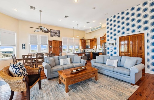 East End Casa | Welcome to Rock Lobster!