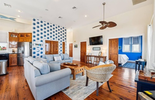 East End Casa | Welcome to Rock Lobster!