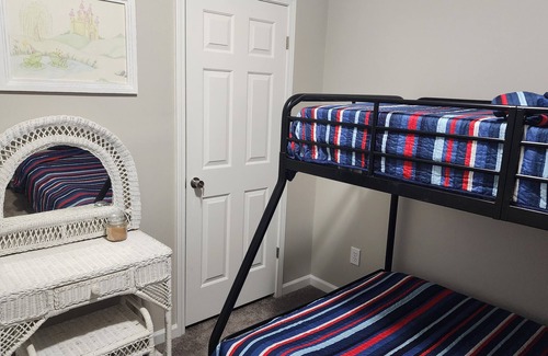 Lexington - Salisbury Casa | Welcome to Sandy Creek Sanctuary! Your secluded private getaway for relaxation!