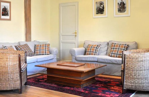 Aubigny-sur-Nere Casa | Welcome to Scotland