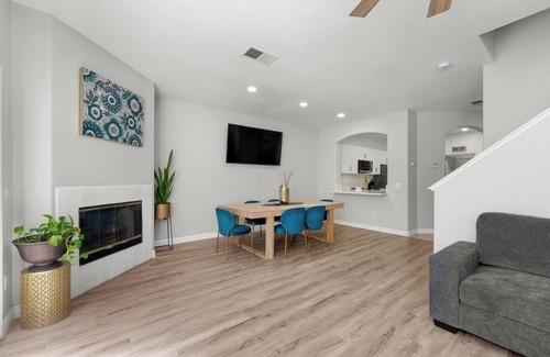 Ocean View Hills Condominio | Welcome to Sun-Kissed Retreat, your home-away-from-home in sunny San Diego!
