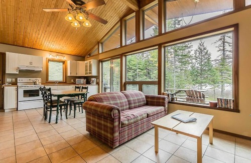 Chertsey Chalet De Esquí | Welcome to the Chalets du Lac Grenier