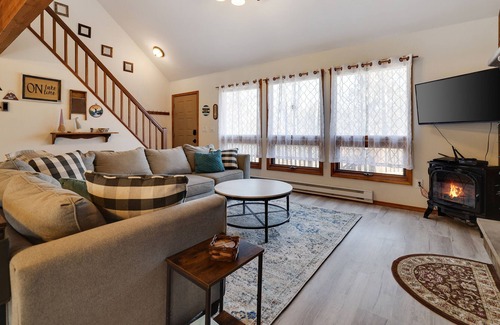Wallenpaupauk Lake Estates Chalet De Esquí | Welcome to the Cougar Den Near Beaver Lake Dog Friendly!