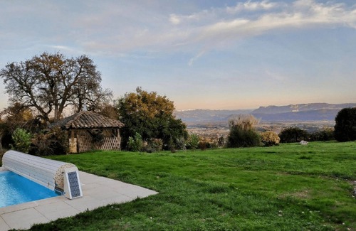 La Cote-Saint-Andre Casa | Welcome to the" Domaine des étoiles" Enjoy a moment of escape and fun!