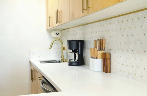 Mission Hills Apartamento | Welcome to The Hillside Hideaway! This unique rental offers two separate units, perfect for two families or couples vacationing together who want their own private space. Step inside to discover a one-of-a-kind blend of mid-century retro-chic.
