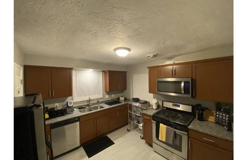 Detroit Casa | Welcome to "The Hive!"