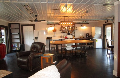 Lake Placid Cabaña | Welcome to The Lake Grassy Workshop Retreat!