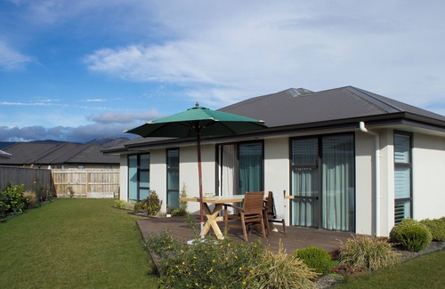 Richmond Casa | Welcome to The Meadows: Your Family-Friendly Haven in a Vibrant Neighborhood!