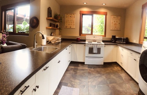 Proctor Apartamento | Welcome to the Poppy Inn!