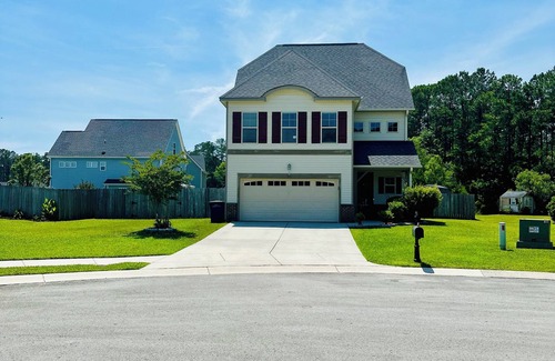 Westgate Casa | Welcome to the Royal Palace! Spacious 4-bedroom house with Gym and Theater!