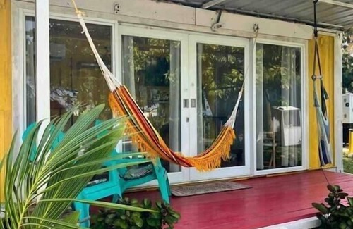 Islote Apartamento | Welcome to The Yellow Room – A Cozy Coastal Escape!