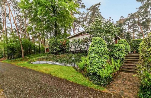 Markelo Casa | Welcome to this modern vacation home ideally located for exciting excursions.