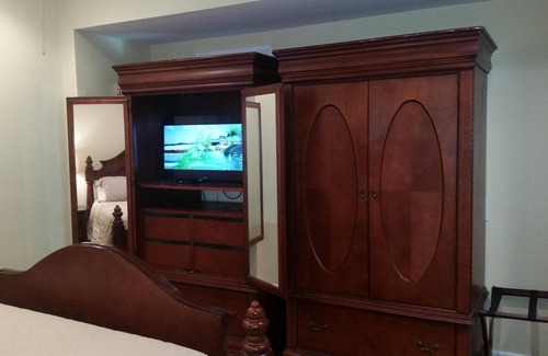 Northeast Virginia Beach Cabaña | Bienvenido a "Water Oak Cottage"