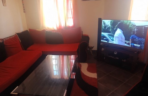 Kasarani Casa | Bienvenidos a donde hay amor y respeto.