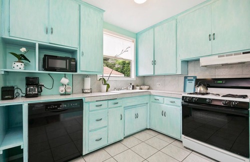 North Hollywood Casa | Welcome to your cozy corner away from home