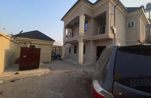 Oshodi-Isolo Apartamento | Welcome To Your Elegant Home, Includes A Free Lagos Personal Guide With Car Hire