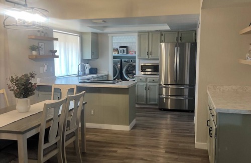 Bellair Casa | Welcome to your home away from home in sunny Glendale, Arizona!