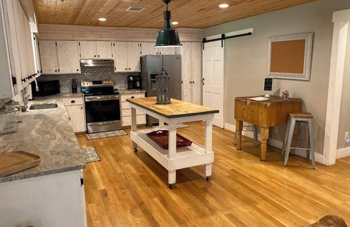 Wimberley Casa | ** RESERVE AHORA Y OBTENGA UN CRÉDITO DE $ 100 PARA LA AVENTURA ZIPLINE DE WIMBERLEY ***