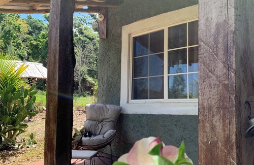 Lacovia Cabina | Welcome to your Jamaican Cabin in the Mountains