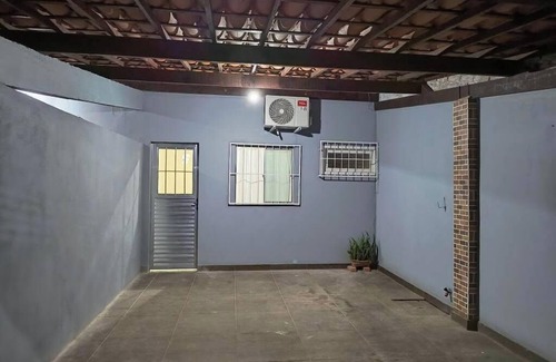 Piranhas Cabina | Welcome! We are one of the few flats in the region that offer our own garage.