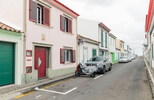 Ribeira Grande Casa | WelcomeBuddy - Azorean Ocean House