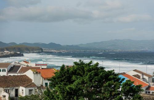 Ribeira Grande Casa | WelcomeBuddy - Azorean Ocean House