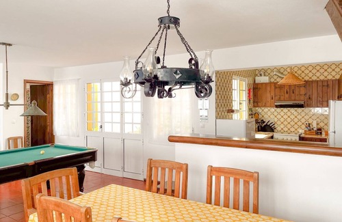 Ribeira Grande Apartamento | WelcomeBuddy - Casa da Praia - Moinhos Beach