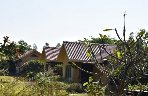 Chimur Complejo | WelcomHeritage Tadoba Vanya Villas Resort & Spa