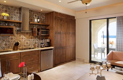 Los Cangrejos II y III Complejo | Welcoming 1-bedroom resort in Cabo San Lucas with stunning views